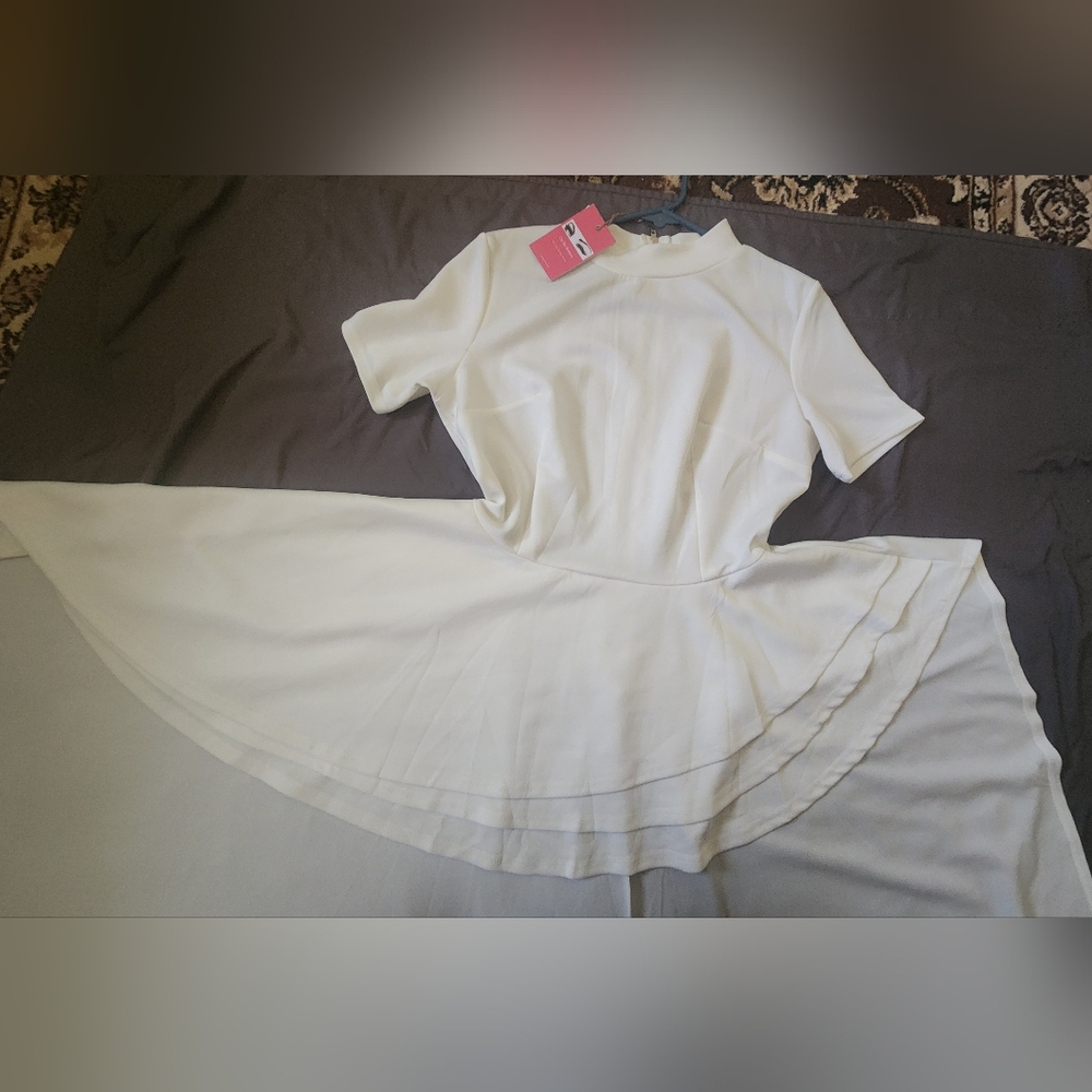 White Dress - Picture 4 of 7